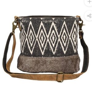Myra bag shoulder crossbody